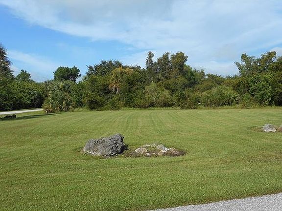 4th image of 17067 Caldwell Ln