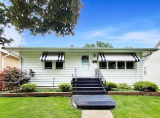 403 N Yale Ave, Villa Park, IL 60181