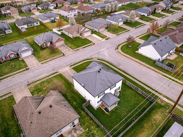 4880 Imperial Dr — Photo 11