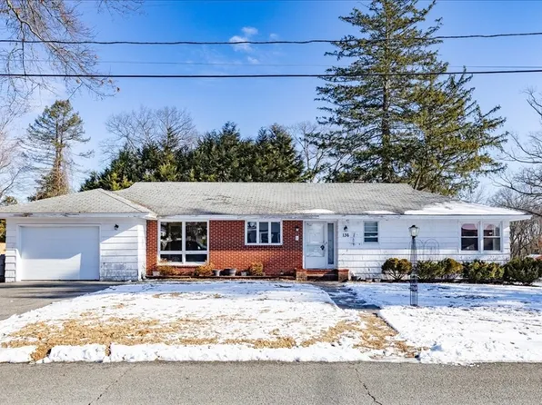 136 Brook St, Methuen, MA 01844