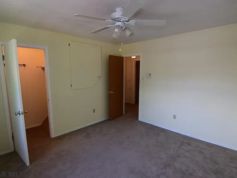 2095 Mary Ellen Ln — Photo 17