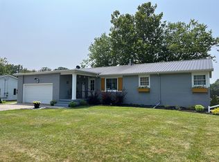 680 Mission Dr, Upper Sandusky, OH 43351