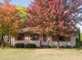 1853 Onacrest Ct, Saint Paul, MN 55117