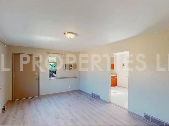 3rd image of 4526 W Virginia Ave