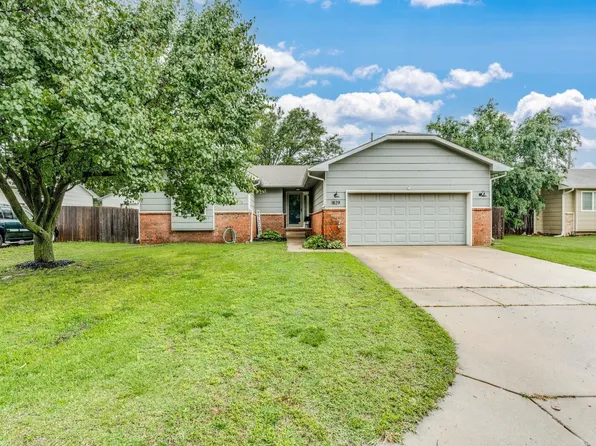 1829 N Pine Grove St, Wichita, KS 67212