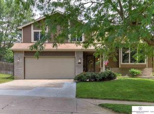 8813 N 83rd Ave, Omaha, NE 68122