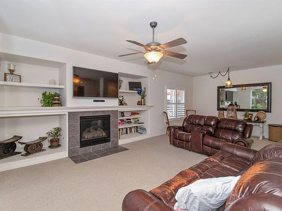 4th image of 3093 Hanson Ave