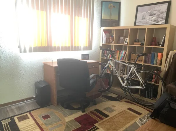 520 Carr Dr, Ames, IA 50010