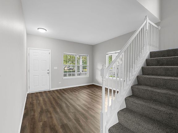 3rd image of 16755 W Natoma Dr
