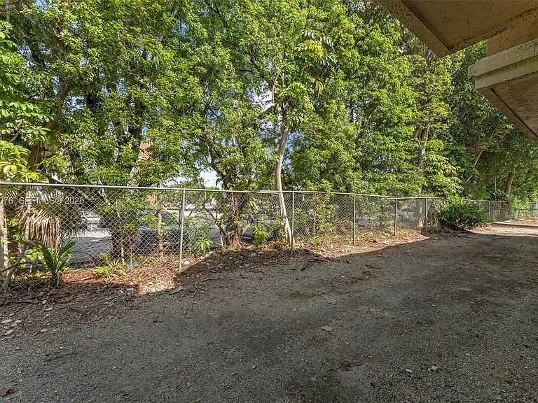 18336 NW 68th Ave #G — Photo 20