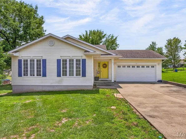 14 Pheasant Dr, Farmington, MO 63640