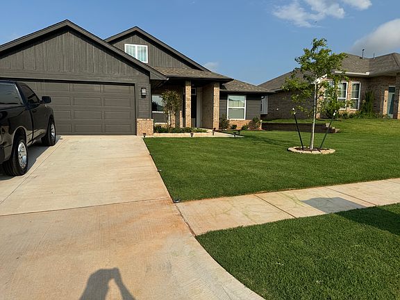 2nd image of 2314 Arcady Ave