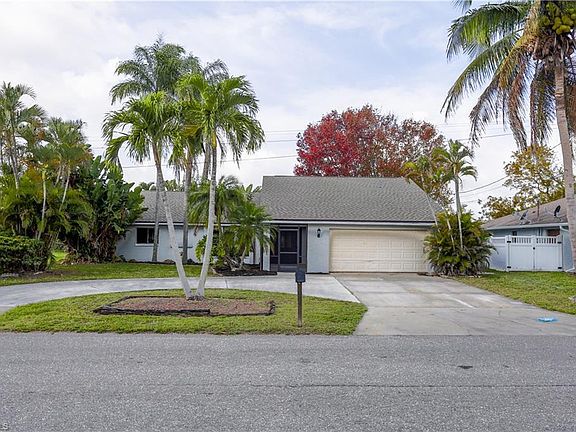4th image of 1324 SE 15th Pl