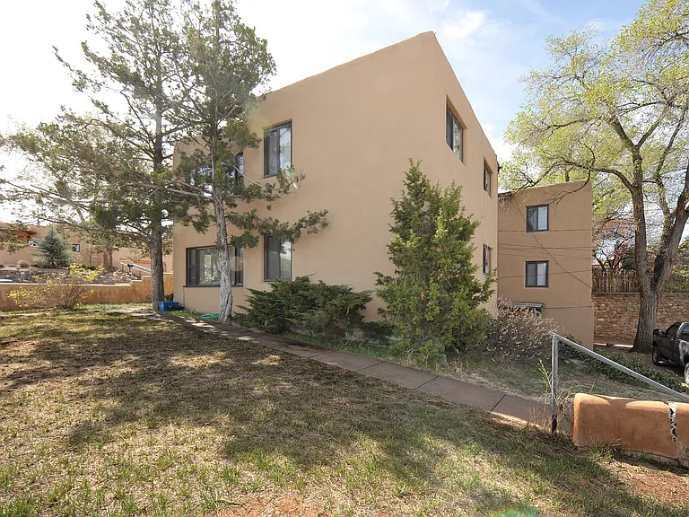 510 Sunset St — Photo 23