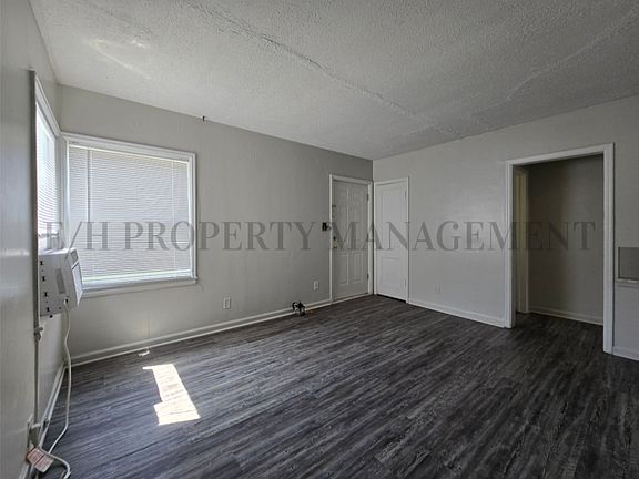 3rd image of 1419 S Martinson Ave APT 1