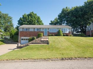 4050 Crestwood Dr, Gibsonia, PA 15044