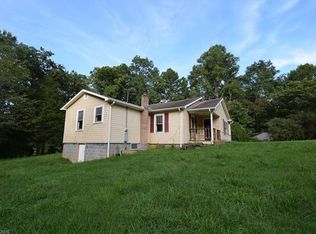 1233 Brushy Creek Rd, Spruce Pine, NC 28777