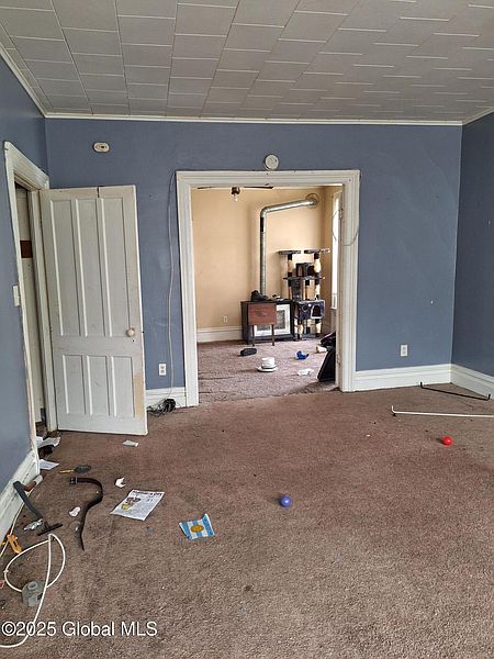 4th image of 203 Congress Street