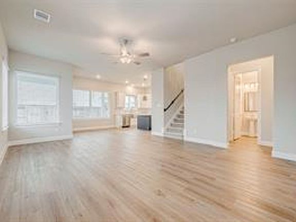 3rd image of 2507 Herring Ln