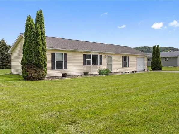 29 Bambi Ln, Candor, NY 13743