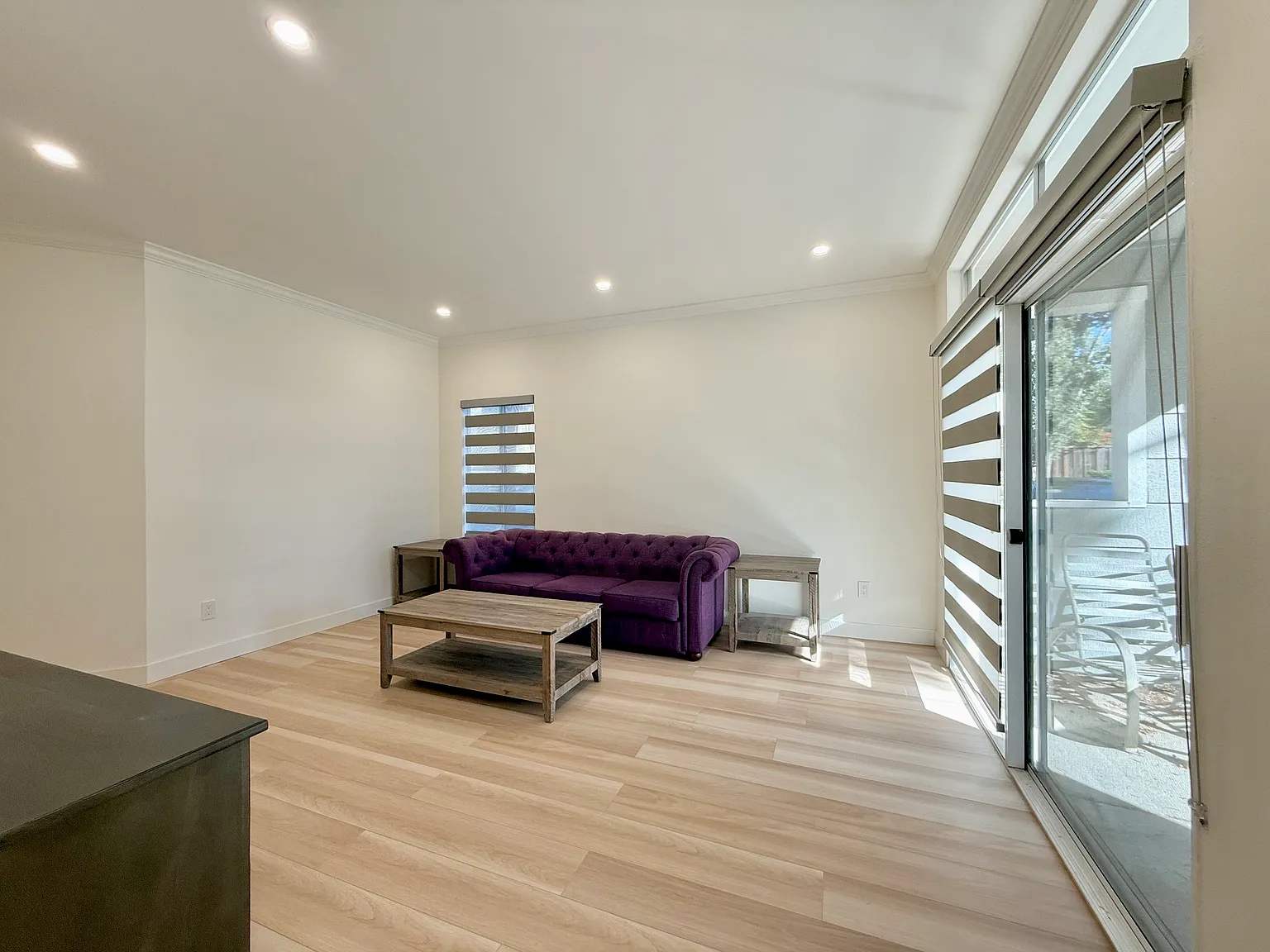 2 bed, 922 sqft, $3,500 — Photo 4