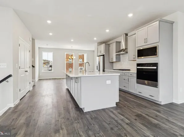 9706 Tweed Hope Pl, Waldorf, MD 20601