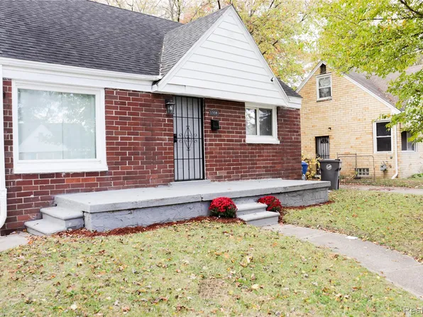 1338 Helen St, Inkster, MI 48141