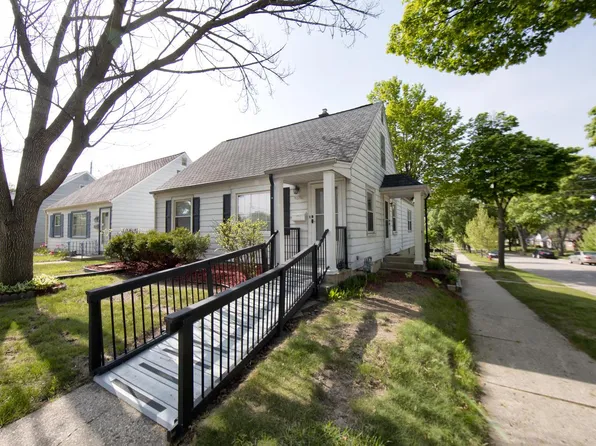 6133 West Arthur AVENUE, West Allis, WI 53219