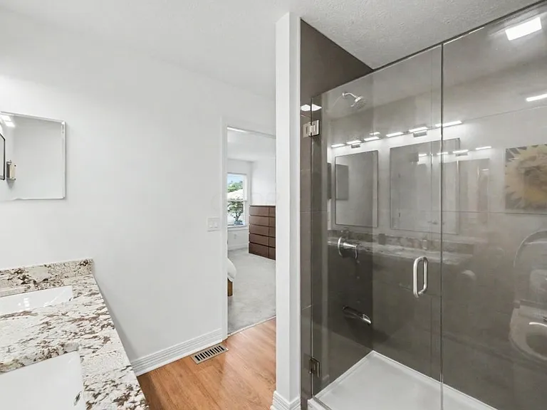 110 Kastlekove Dr — Photo 13