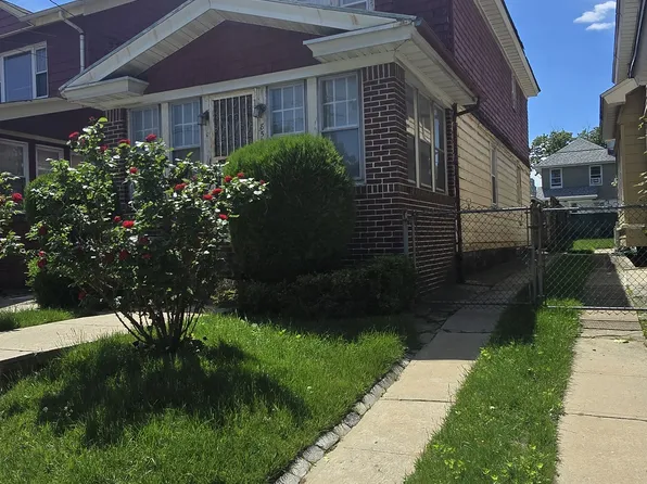 850 East 39th Street 1 image 3 of 12