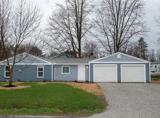 3271 Winchell Rd, Mantua, OH 44255