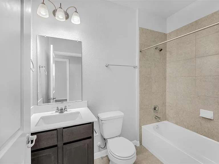 9505 Morning Iris Dr — Photo 15