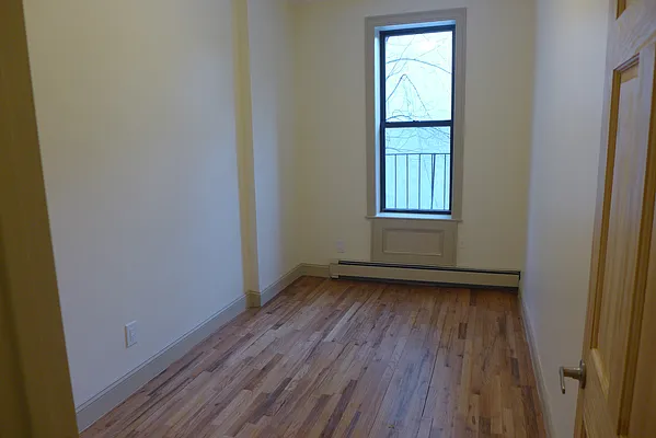 Rented by Garfield Realty  | media 20