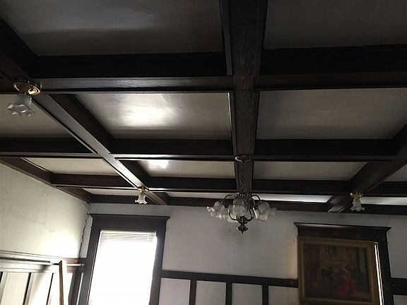 2nd image of 125 W Pewabic St