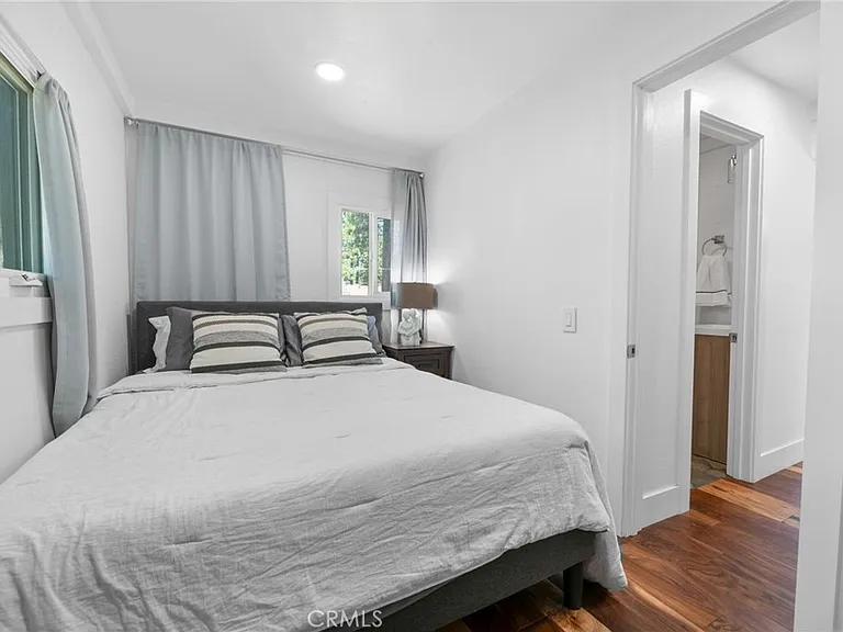 718 Talmadge Rd — Photo 7