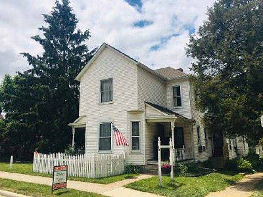 1st image of 40 N Main St