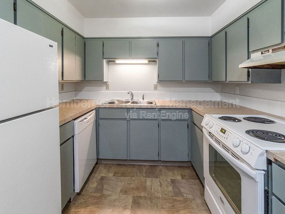 1st image of 2628 E Wellesley Ave #4
