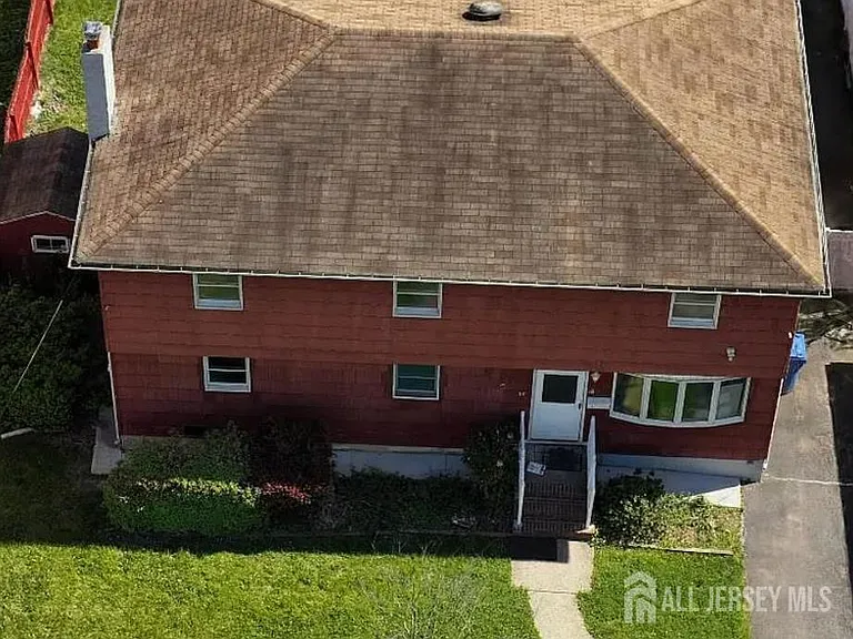 35 Fiat Ave — Photo 8