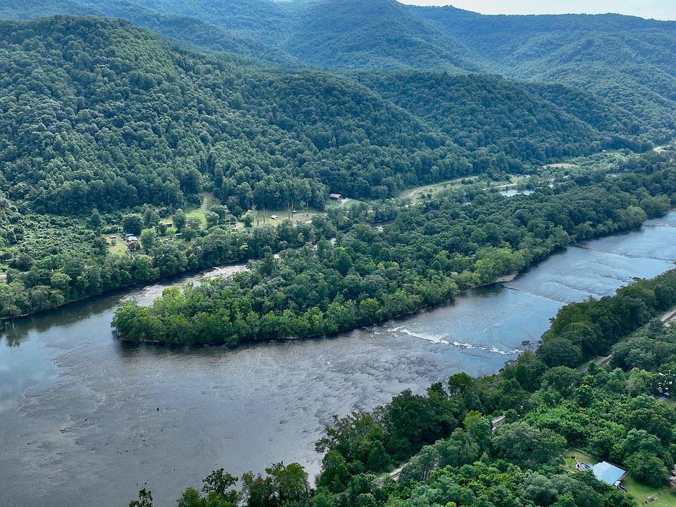 2389 New River Rd, Hinton, WV 25951 Zillow