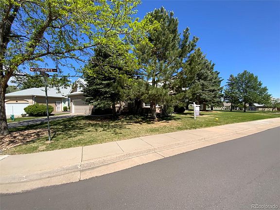 3rd image of 2 Mackenzie Court