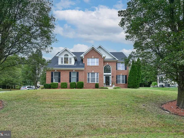 8145 Driver Ln, Severn, MD 21144