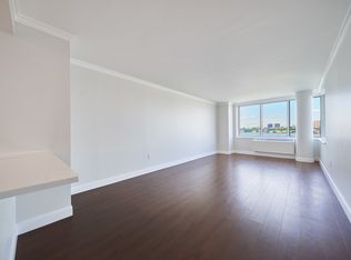 160 Riverside Blvd APT 15P, New York, NY 10069
