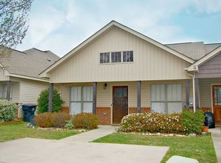 520 Castlebury Ln, Calera, AL 35040