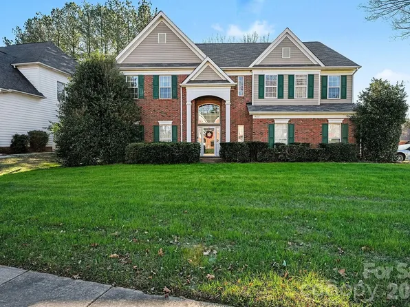 4602 Waterford Dr NW, Concord, NC 28027