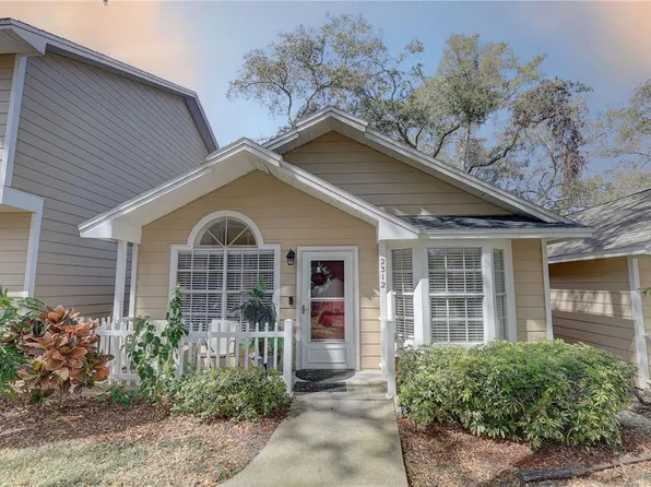2312 Tallyho Ln, Palm Harbor, FL 34683