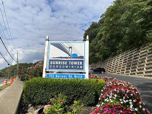 Sold by Leader Properties Inc. | media 33