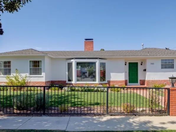 7411 Flight Ave, Los Angeles, CA 90045