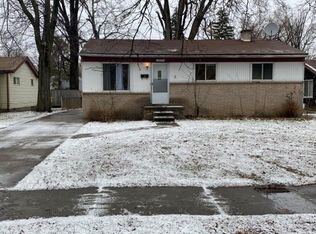 100 W Meyers Ave, Hazel Park, MI 48030