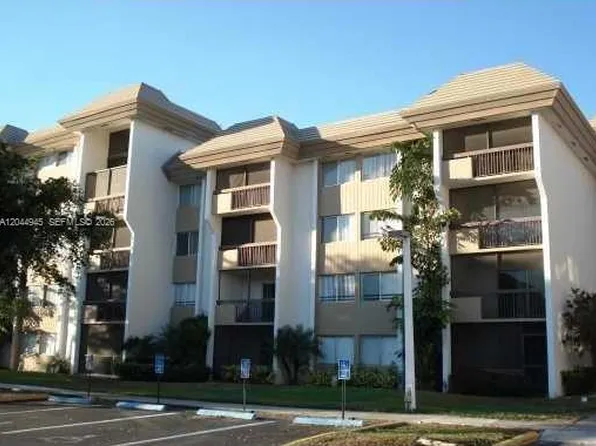 731 N Pine Island Rd APT 305, Fort Lauderdale, FL 33324