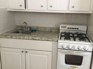 927 N 18th Ct #12, Hollywood, FL 33020